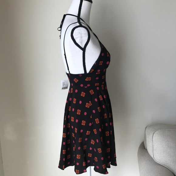 UO Ecoté Printed Mini Dress - Picture 4 of 5